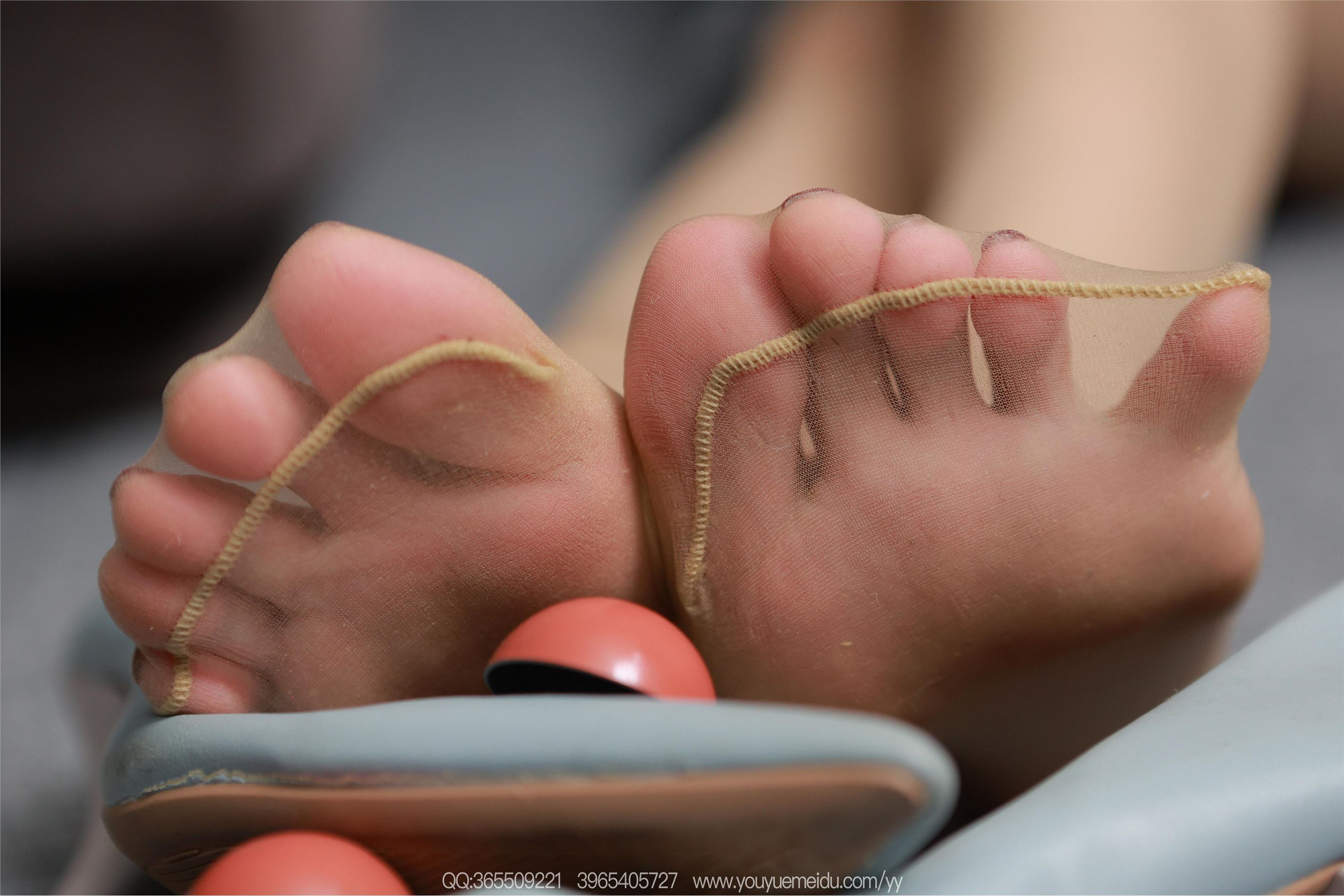 IESS异思趣向  2025.08.04 丝享家 2123 秋秋《低胸吊带》